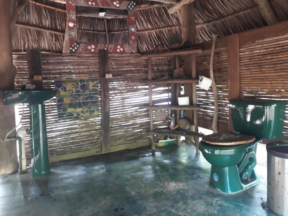 Hostal Pachamama Isla de Canas Exterior photo